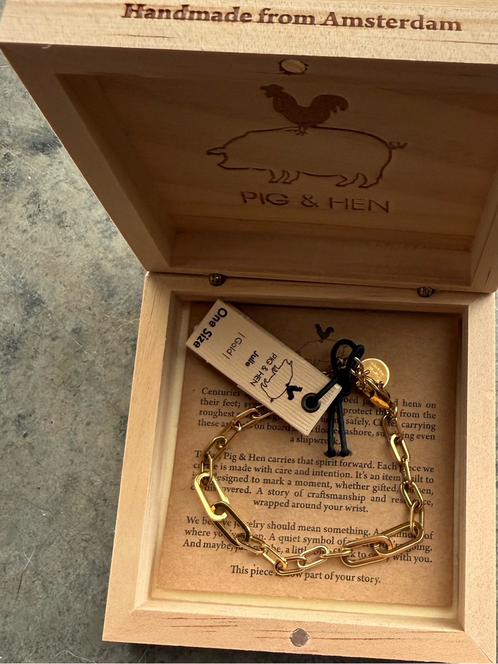 Pig & Hen Julie Bracelet - Picture 5 of 5